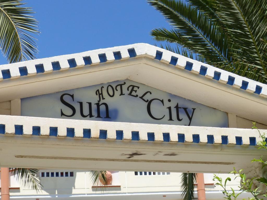 Sun City Kato Daratso Dış mekan fotoğraf