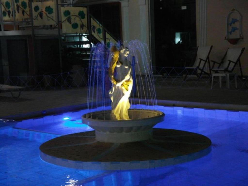 Sun City Kato Daratso Dış mekan fotoğraf