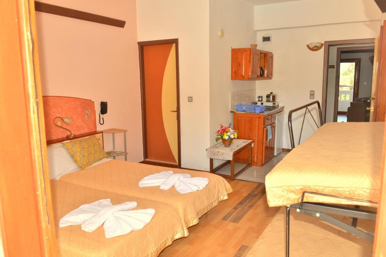 Sun City Kato Daratso Dış mekan fotoğraf