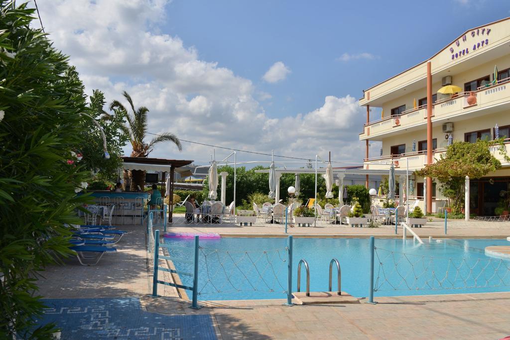 Sun City Kato Daratso Dış mekan fotoğraf