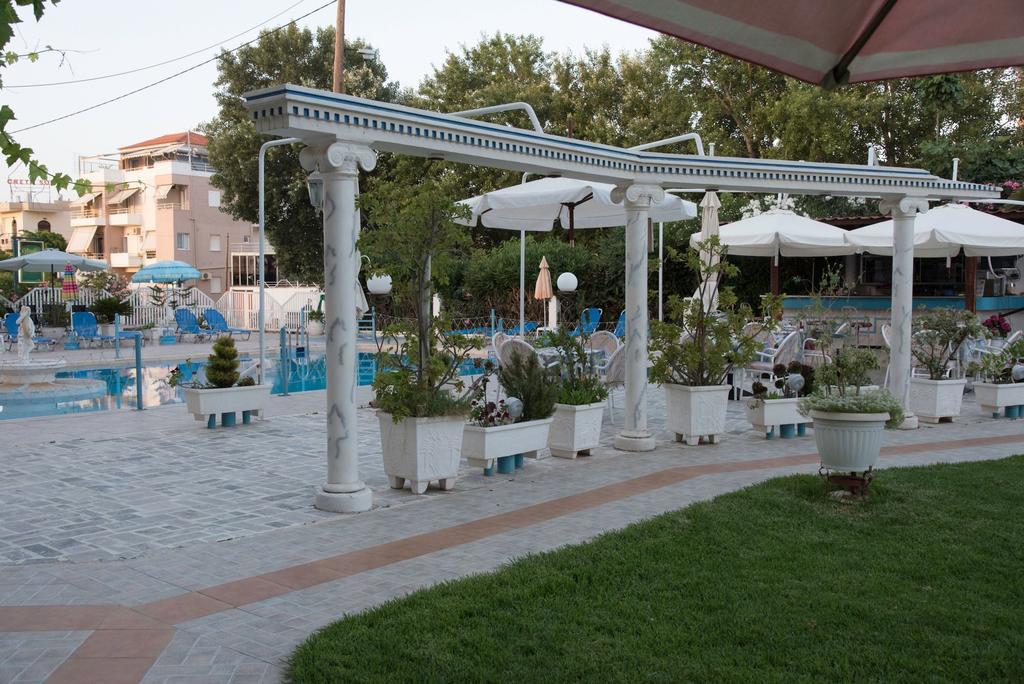 Sun City Kato Daratso Dış mekan fotoğraf